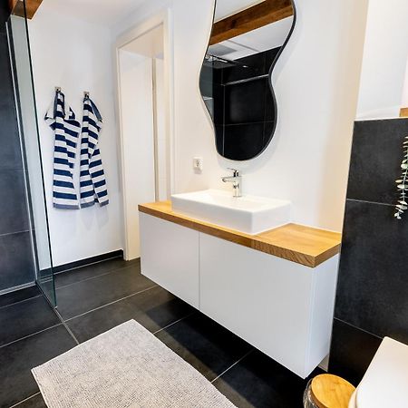 Fachwerk Boutique-Hotel 1 Хаттинген Экстерьер фото
