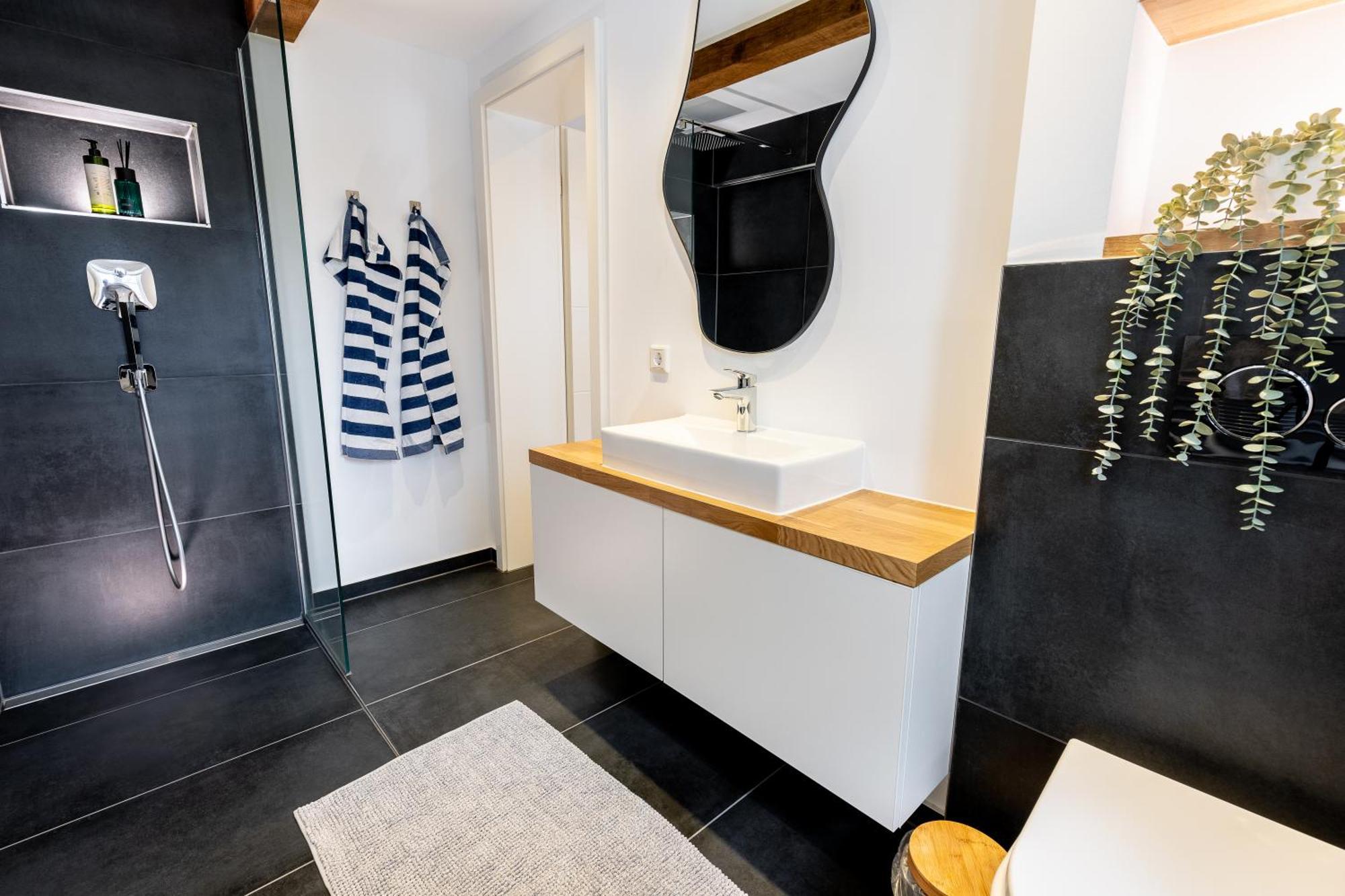 Fachwerk Boutique-Hotel 1 Хаттинген Экстерьер фото